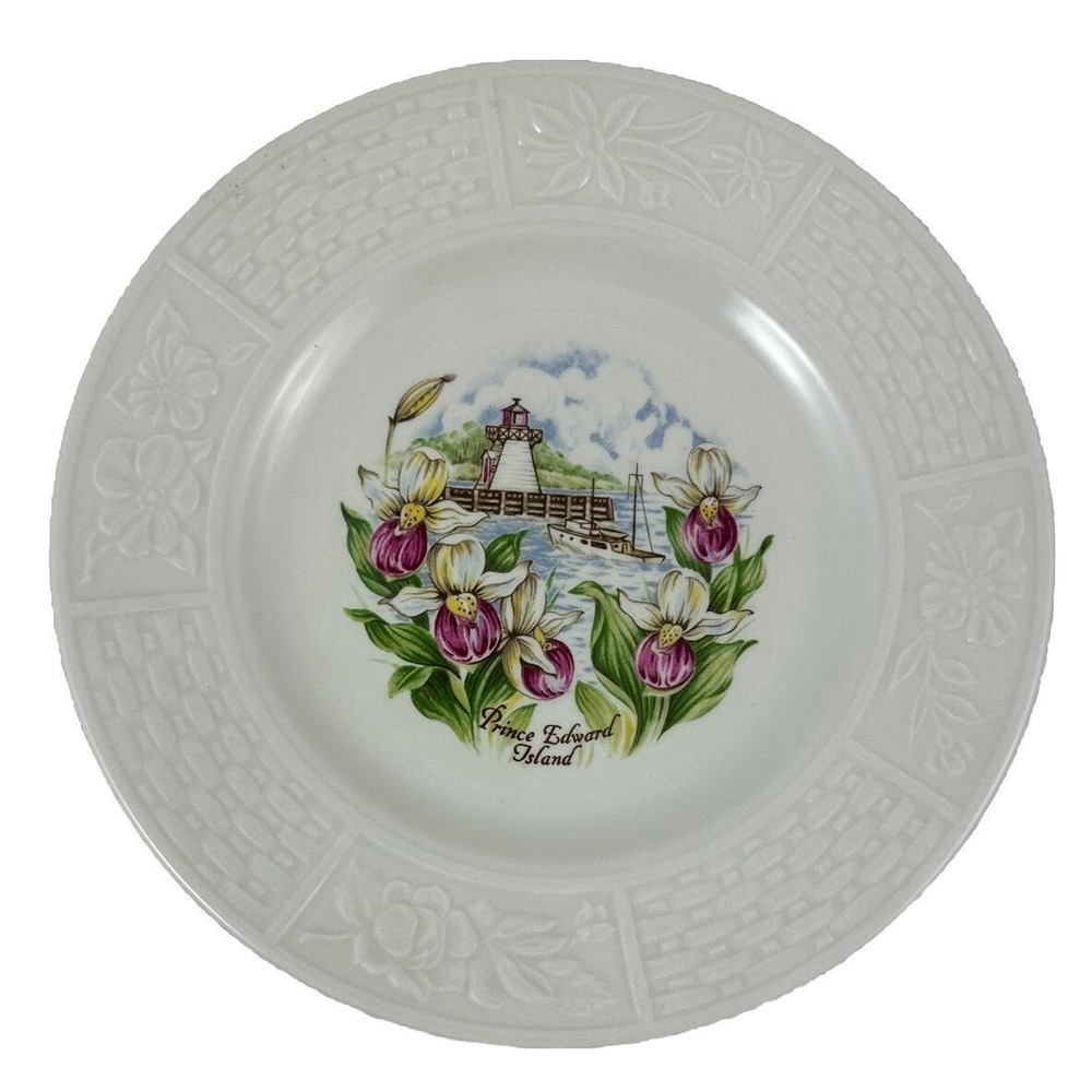 Weatherly Giftware Prince Edward Island Souvenir Plate 8" Lighthouse Orchids